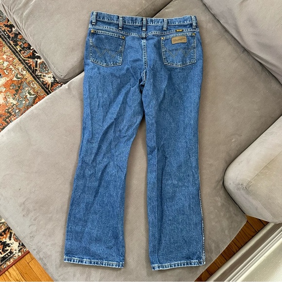 Wrangler George Strait Cowboy Cut Jeans Mens 38X30 Medium Wash Denim Workwear - Picture 5 of 10
